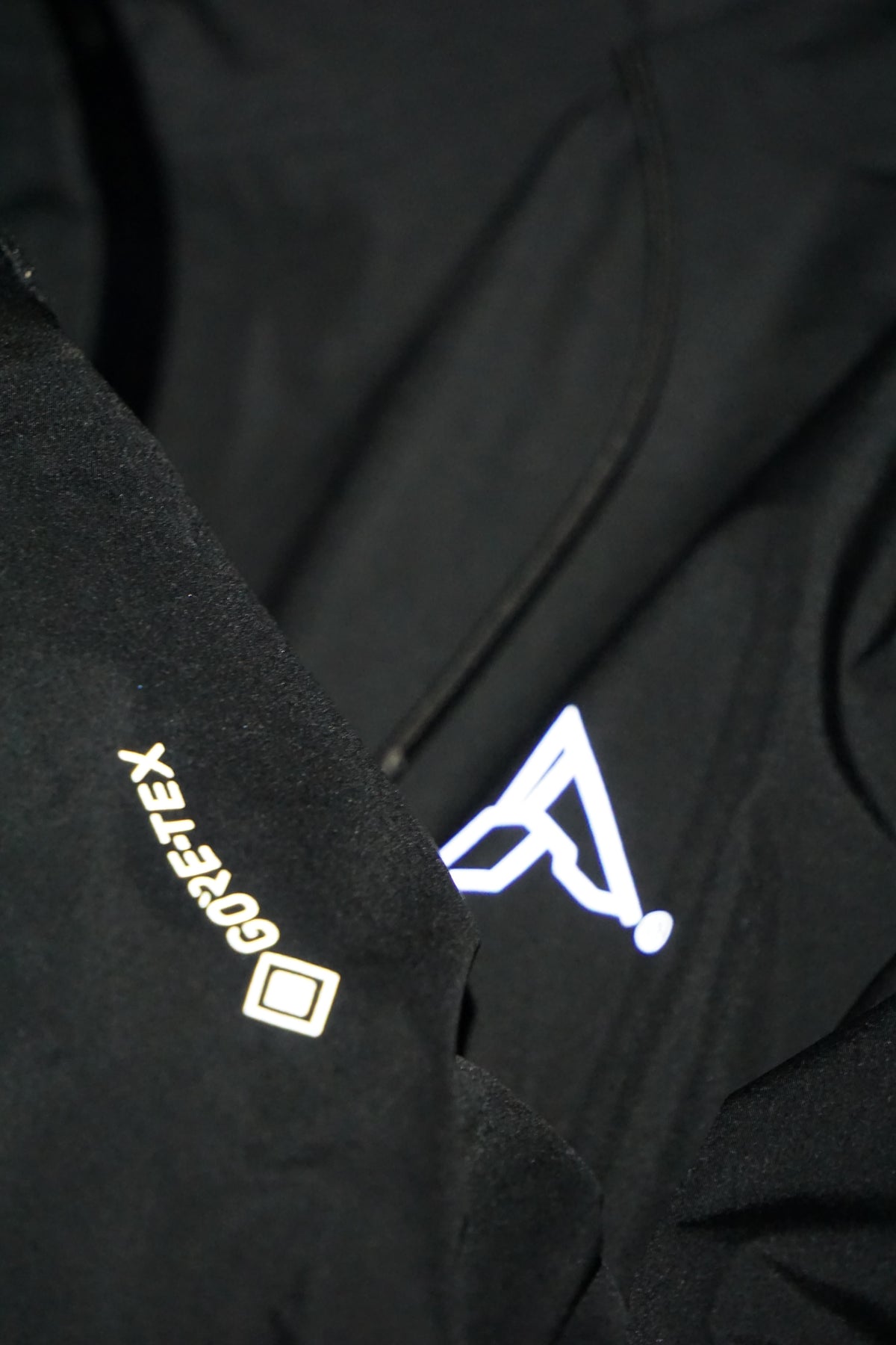LightAscent GORE-TEX® Shell